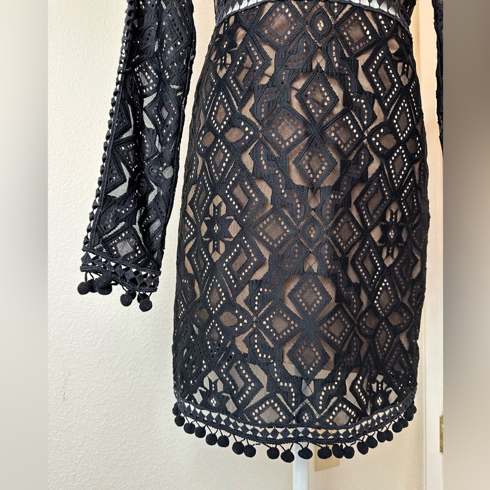 FOR LOVE & LEMONS Black Lace Pattern Open Back Mini Sheath Dress Boho GUC - Picture 6 of 12